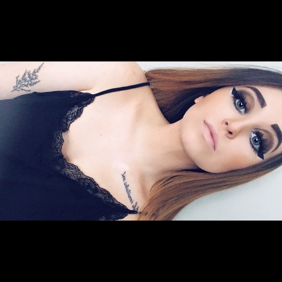 Meet your Posher, Greta - Picture 1 of 1